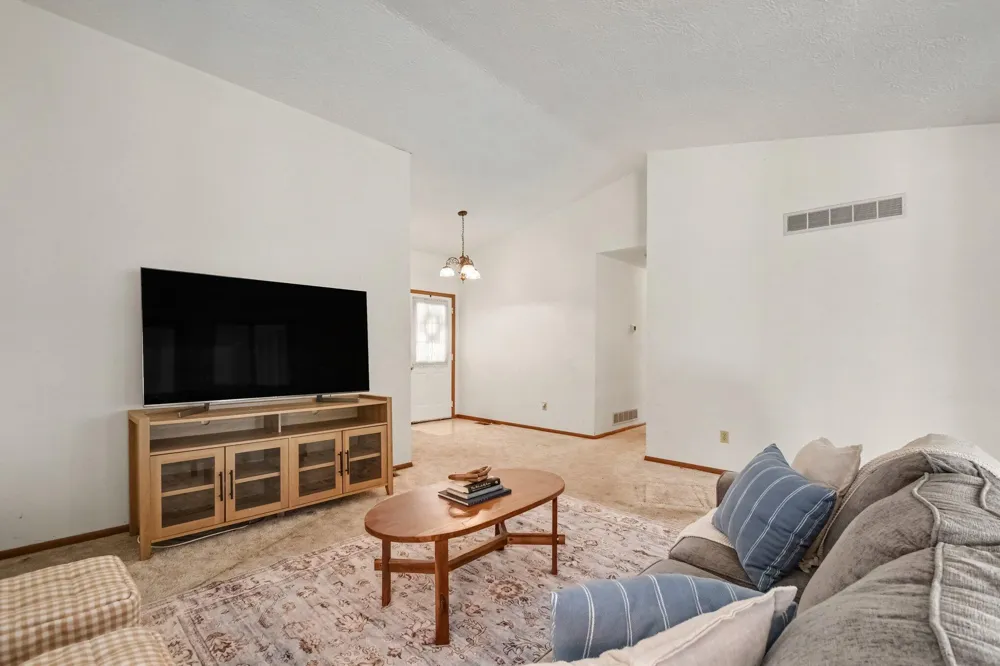 17113 Tomahawk Trail White Pigeon, MI 49099