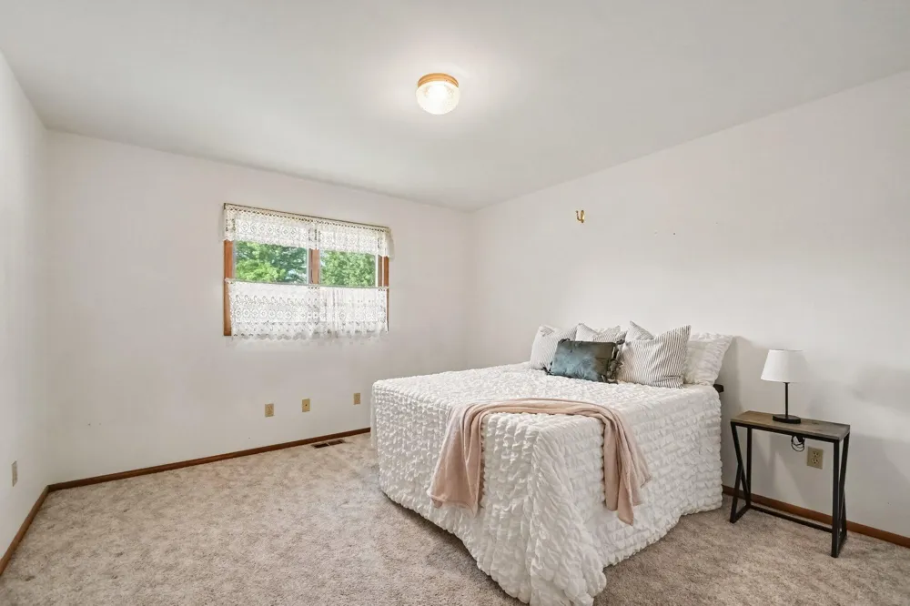 17113 Tomahawk Trail White Pigeon, MI 49099