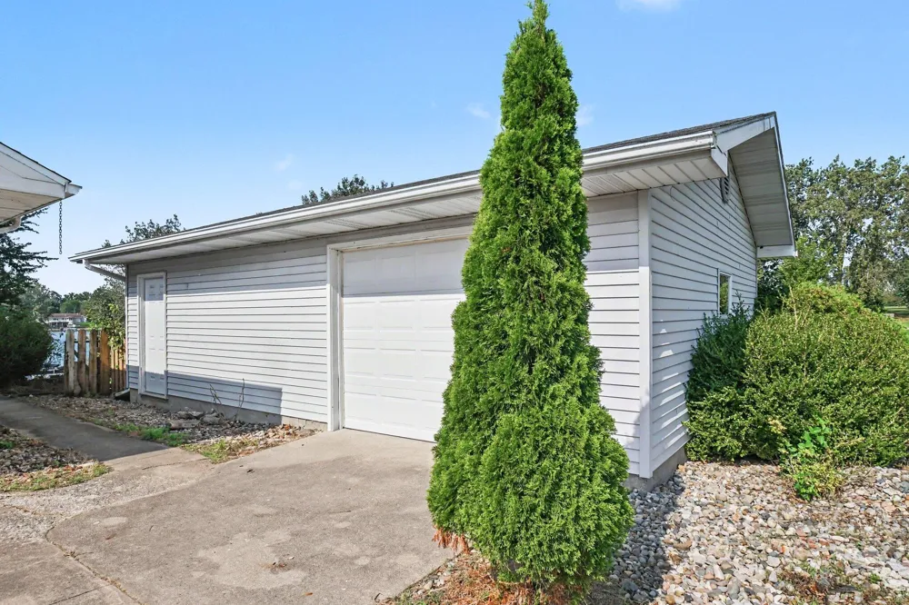 17113 Tomahawk Trail White Pigeon, MI 49099