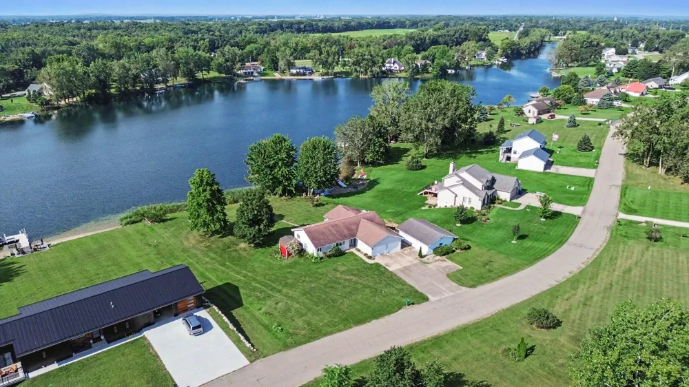 17113 Tomahawk Trail White Pigeon, MI 49099