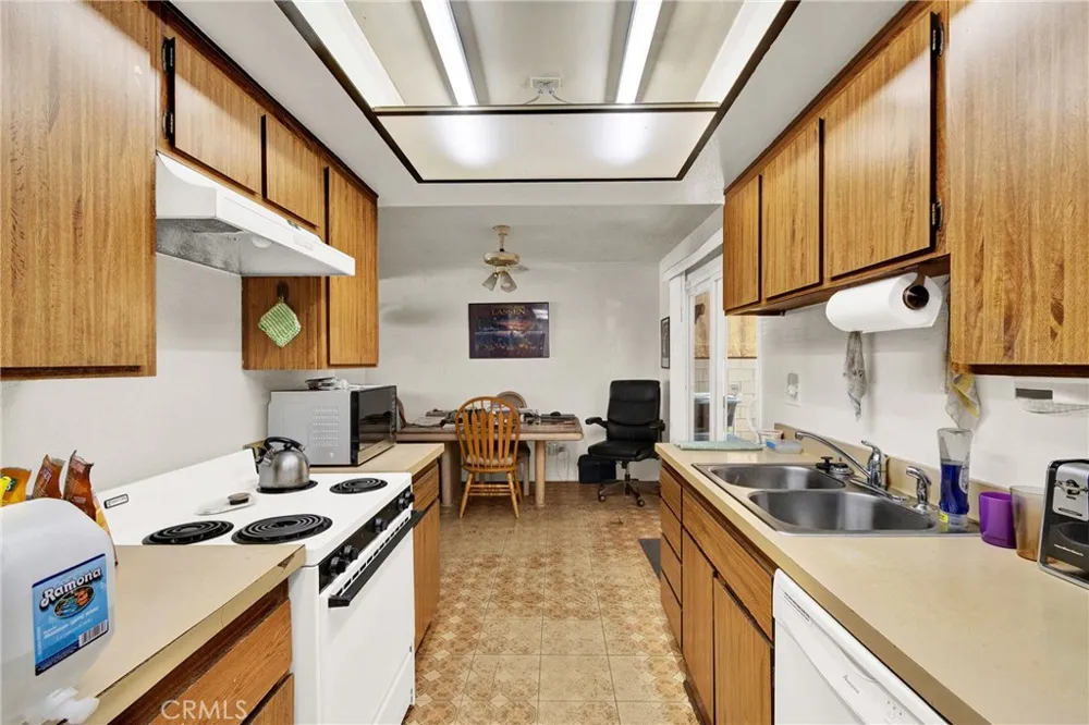 1115 W. Ralston Ontario, CA 91762