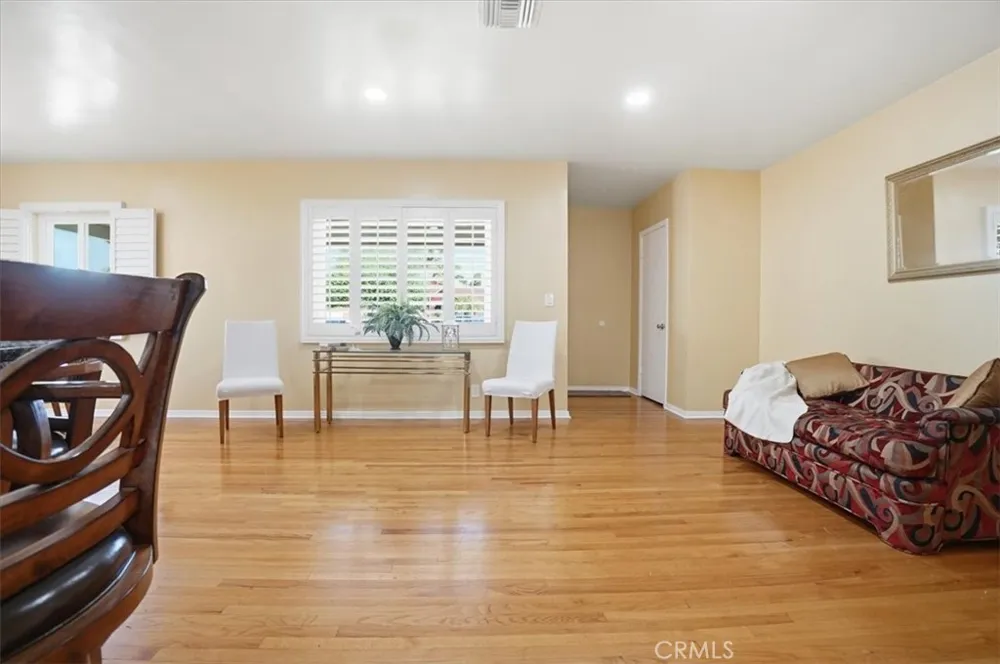 117 Hartley West Covina, CA 91790