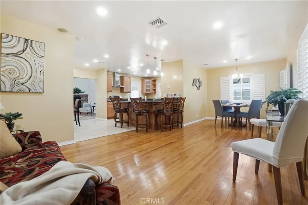 117 Hartley West Covina, CA 91790