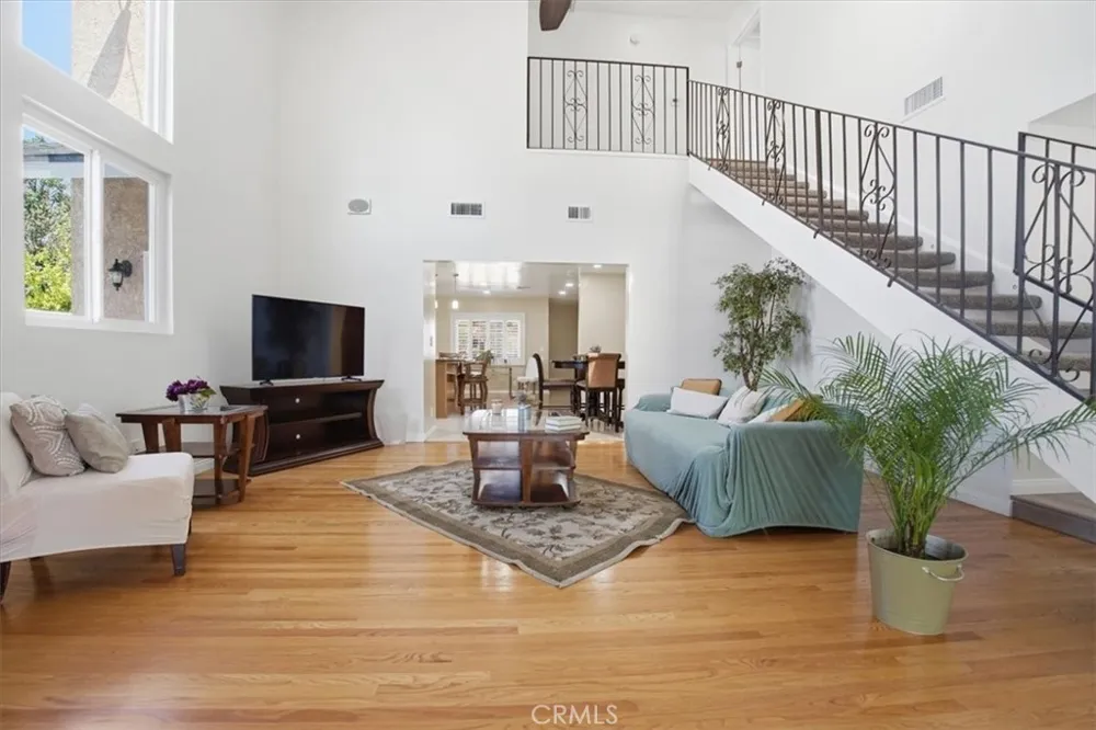 117 Hartley West Covina, CA 91790
