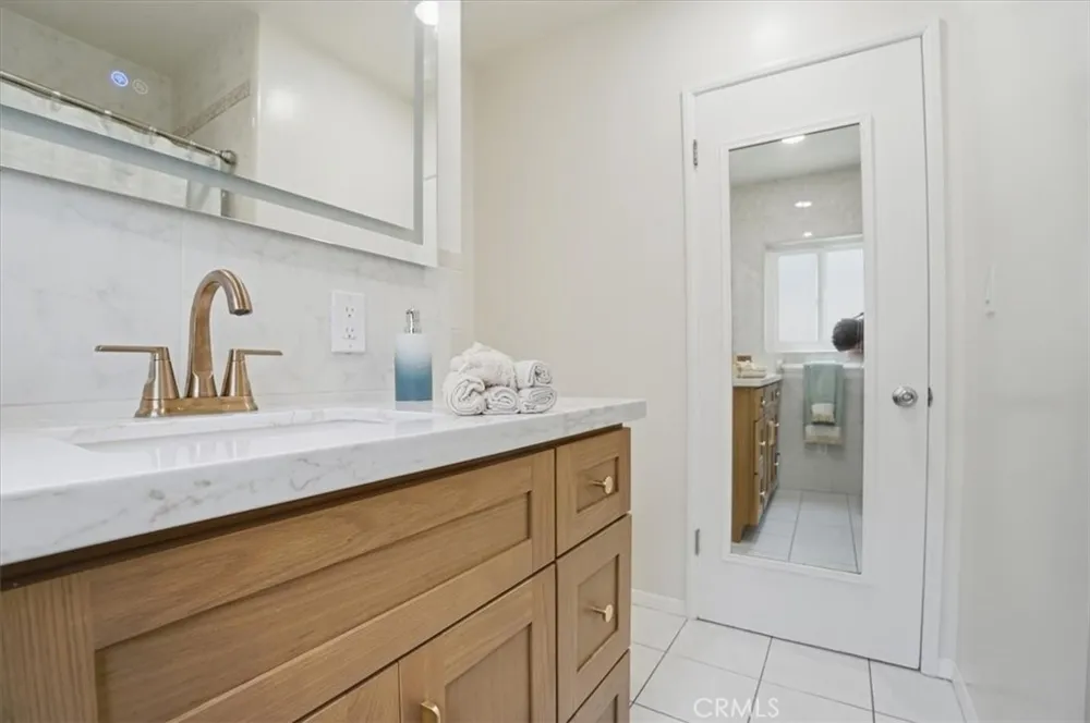 117 Hartley West Covina, CA 91790