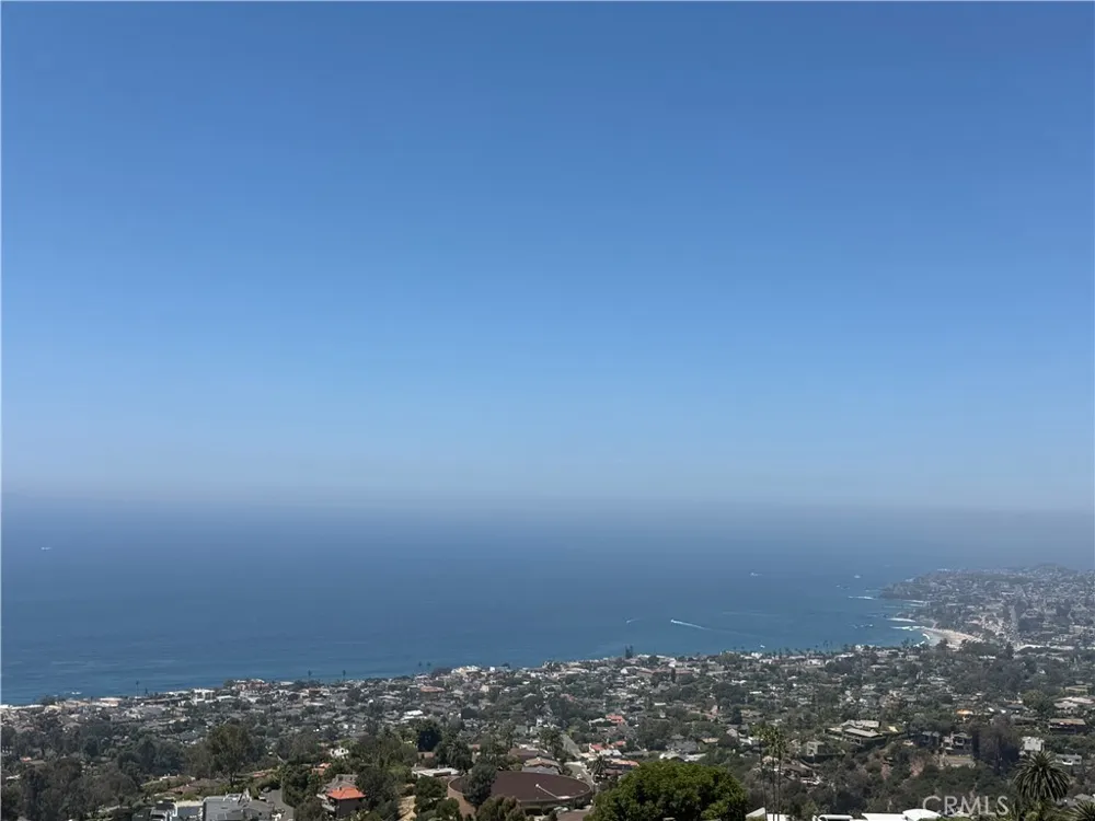 1361 La Mirada Laguna Beach, CA 92651