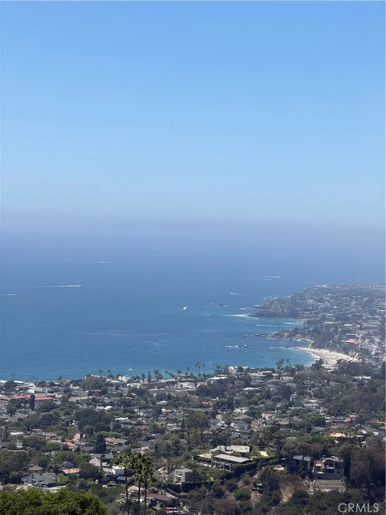 1361 La Mirada Laguna Beach, CA 92651