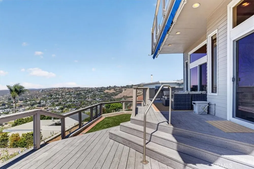 1361 La Mirada Laguna Beach, CA 92651