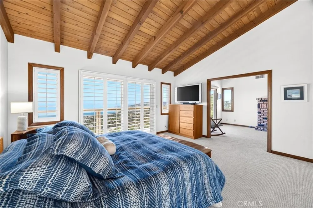 1361 La Mirada Laguna Beach, CA 92651