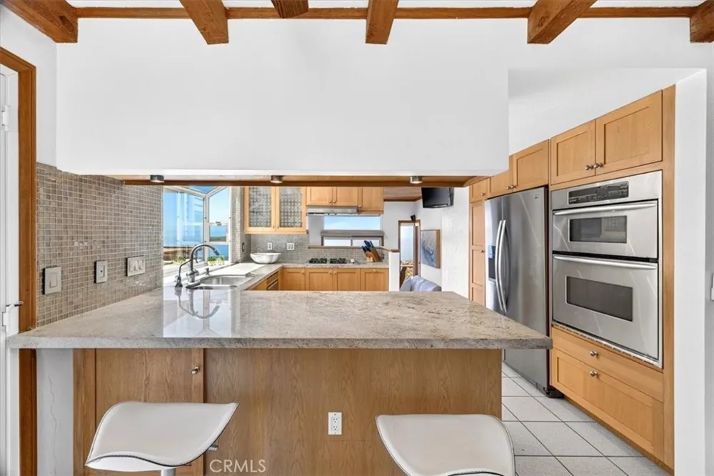 1361 La Mirada Laguna Beach, CA 92651