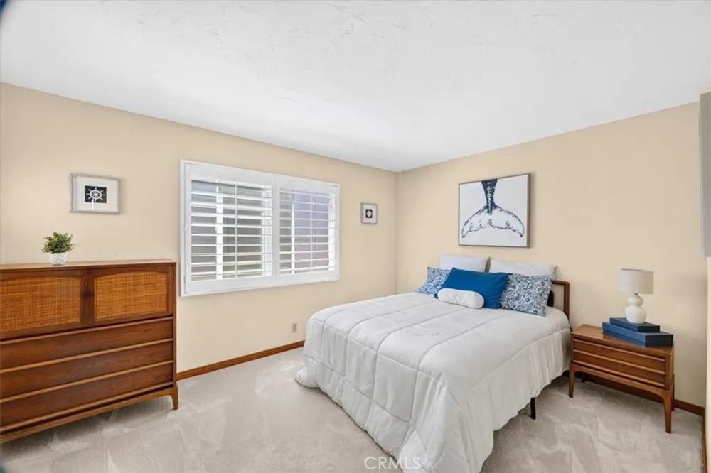 1361 La Mirada Laguna Beach, CA 92651