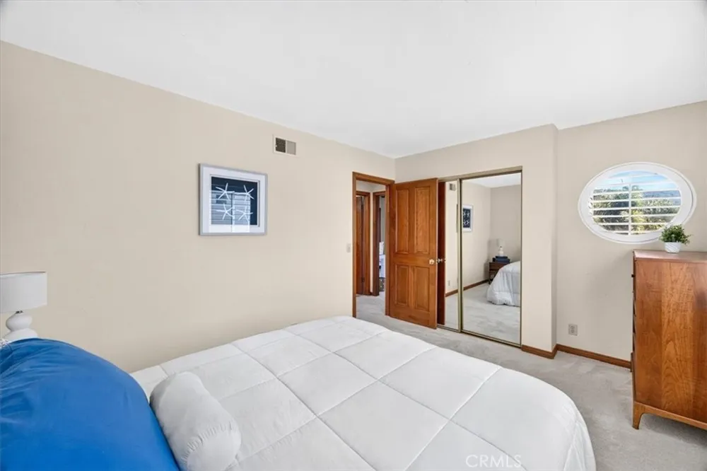 1361 La Mirada Laguna Beach, CA 92651