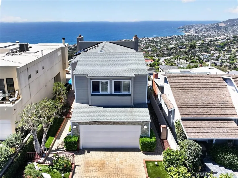 1361 La Mirada Laguna Beach, CA 92651
