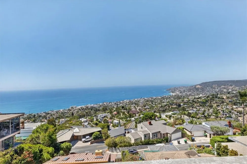 1361 La Mirada Laguna Beach, CA 92651