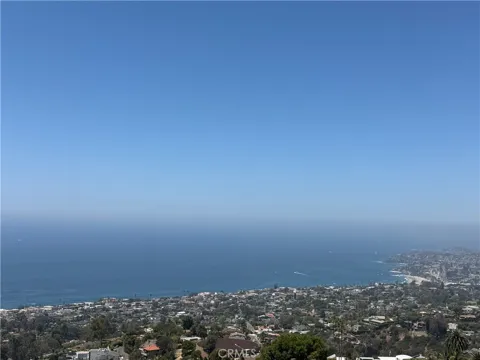 1361 La Mirada