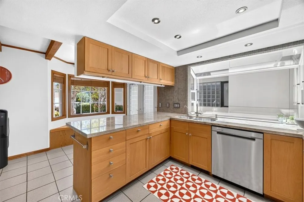 1361 La Mirada Laguna Beach, CA 92651