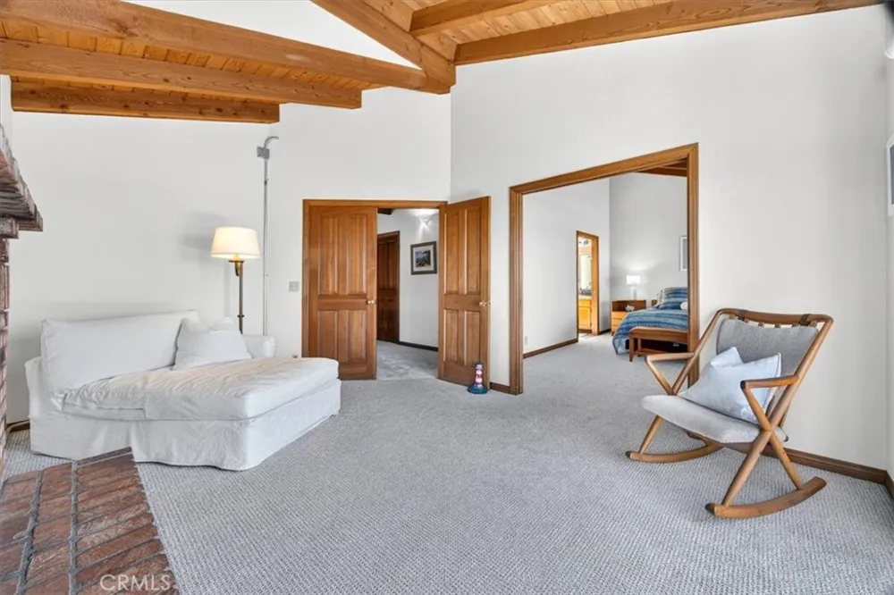 1361 La Mirada Laguna Beach, CA 92651