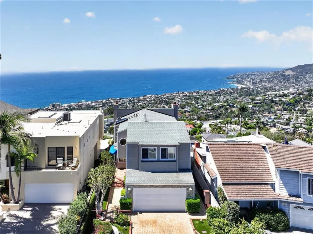 1361 La Mirada Laguna Beach, CA 92651