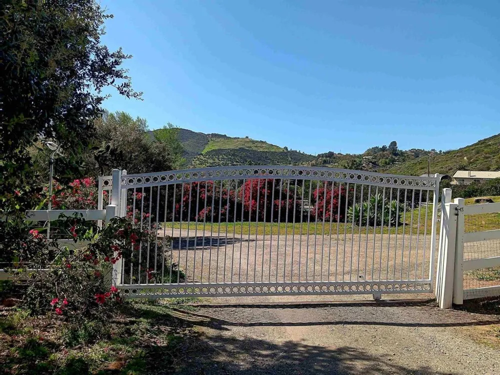 334 Rainbow Crest Road Fallbrook, CA 92028