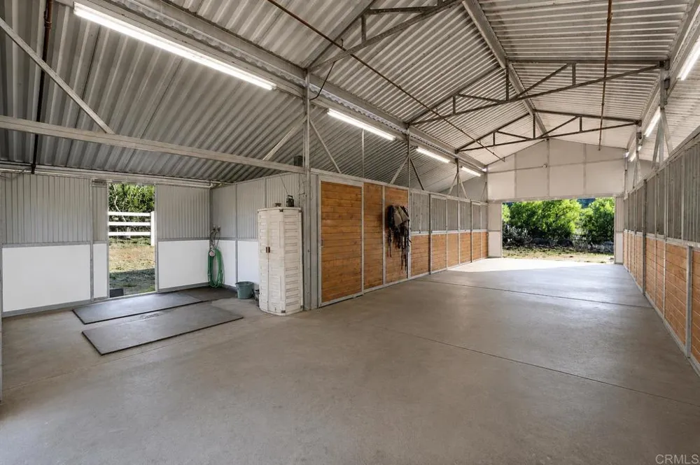 334 Rainbow Crest Road Fallbrook, CA 92028