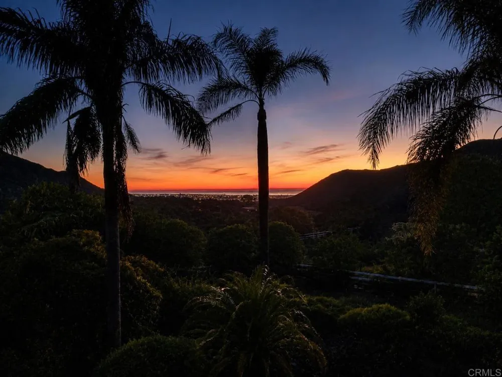 334 Rainbow Crest Road Fallbrook, CA 92028