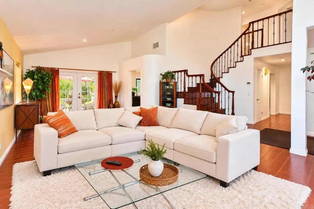 334 Rainbow Crest Road Fallbrook, CA 92028