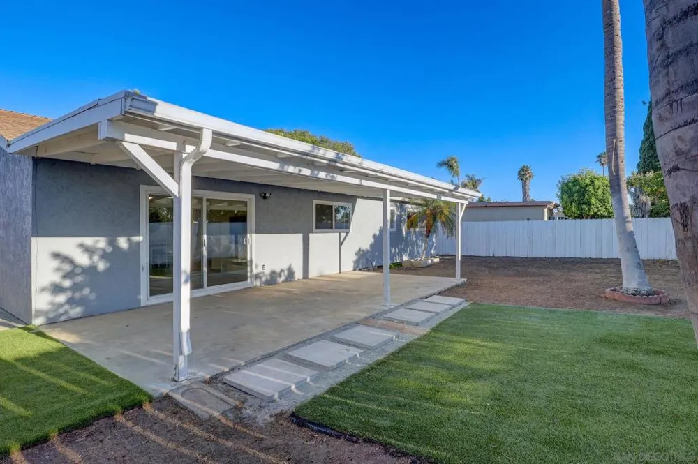 631 Charles Dr. Oceanside, CA 92057