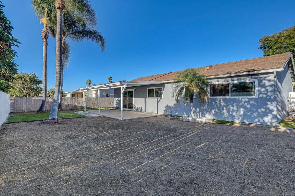 631 Charles Dr. Oceanside, CA 92057