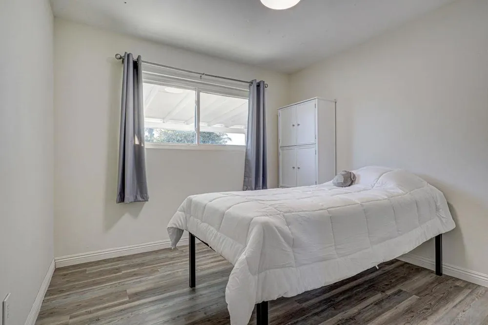 631 Charles Dr. Oceanside, CA 92057