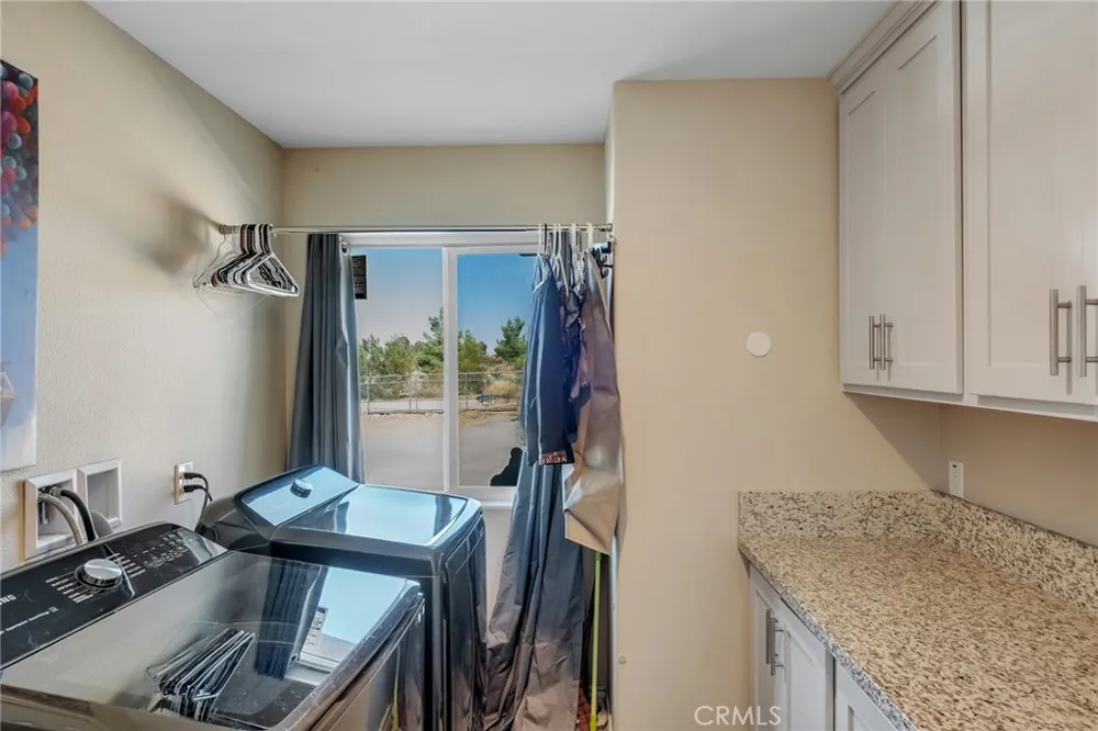 11374 Desert View Pinon Hills, CA 92372
