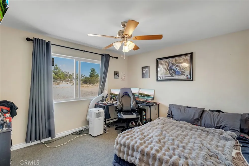 11374 Desert View Pinon Hills, CA 92372