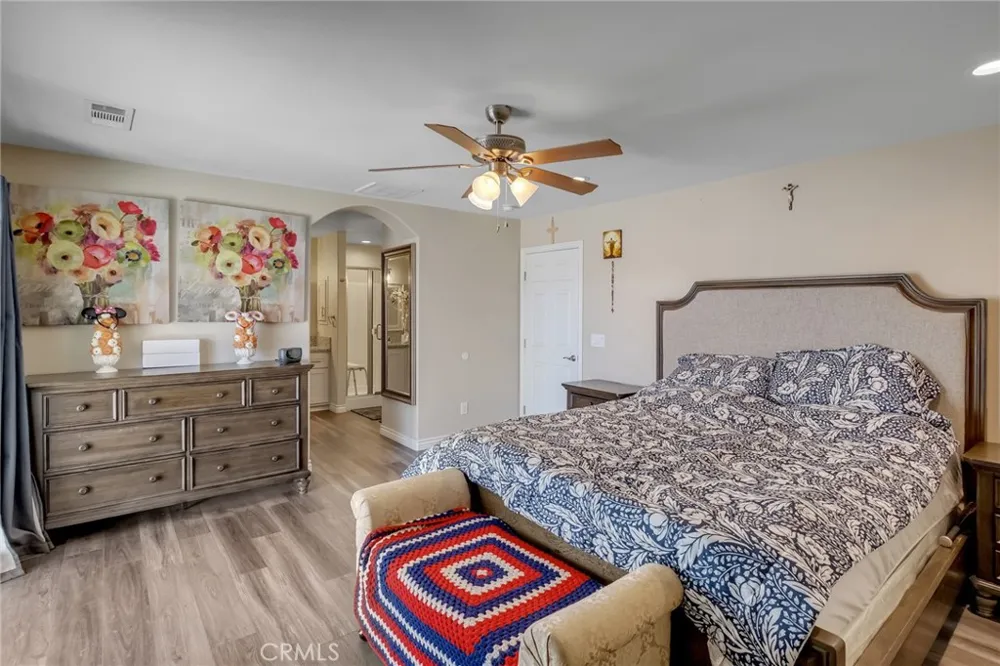 11374 Desert View Pinon Hills, CA 92372