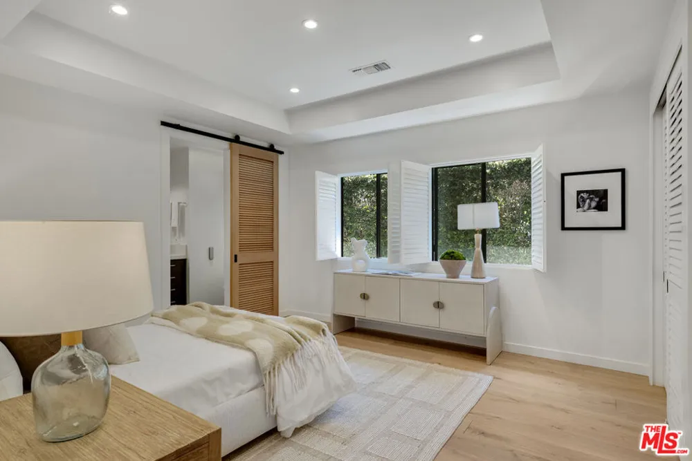 521 Loring Avenue Los Angeles, CA 90024