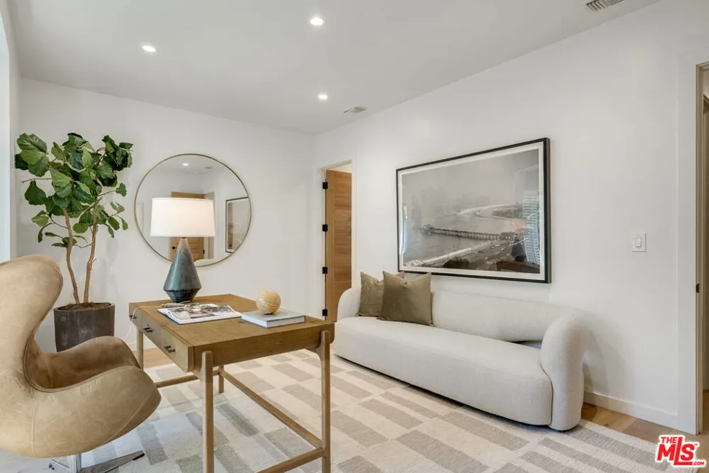 521 Loring Avenue Los Angeles, CA 90024