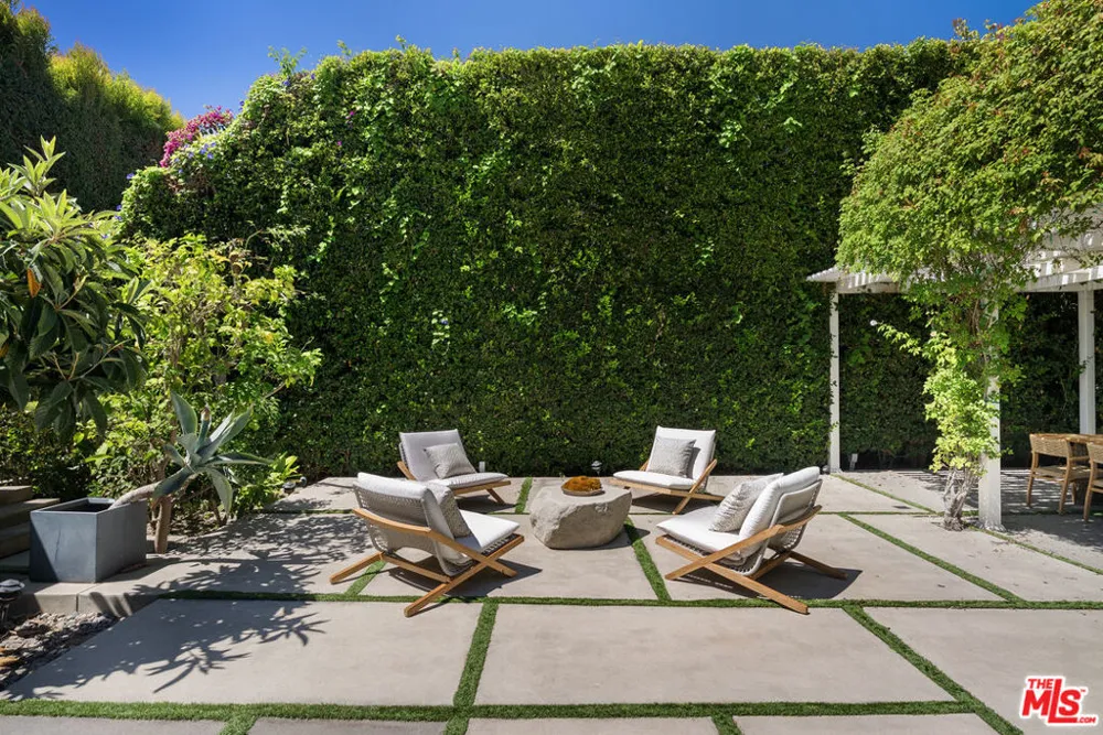 521 Loring Avenue Los Angeles, CA 90024