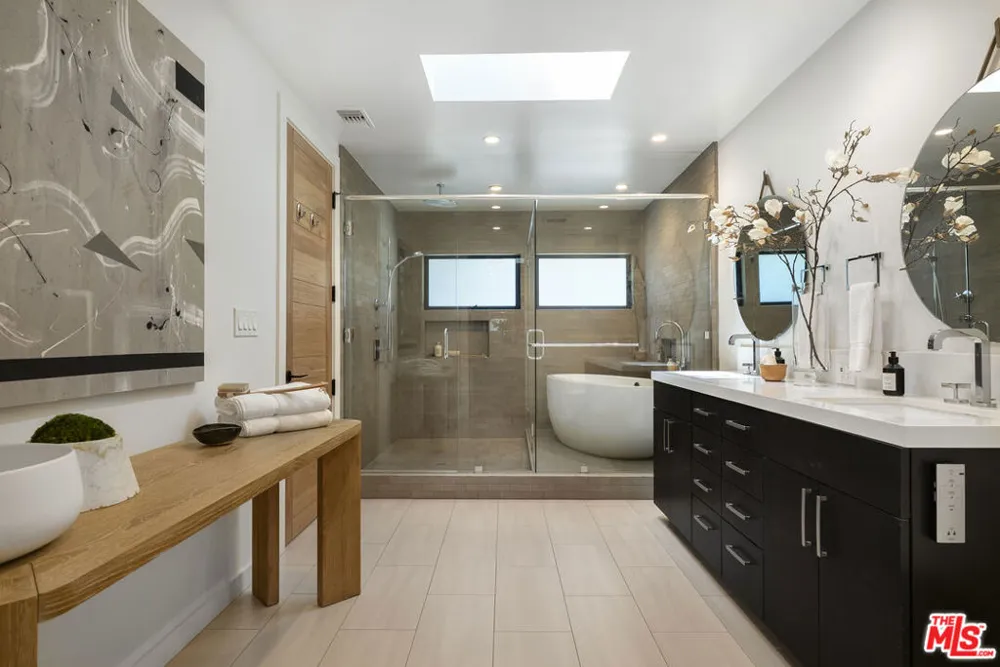 521 Loring Avenue Los Angeles, CA 90024