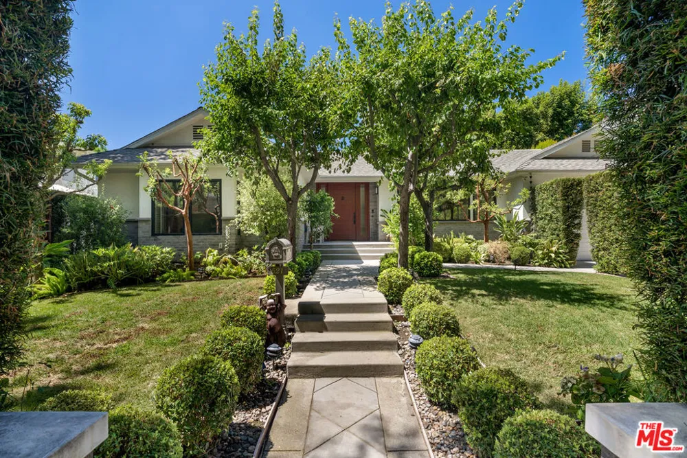 521 Loring Avenue Los Angeles, CA 90024