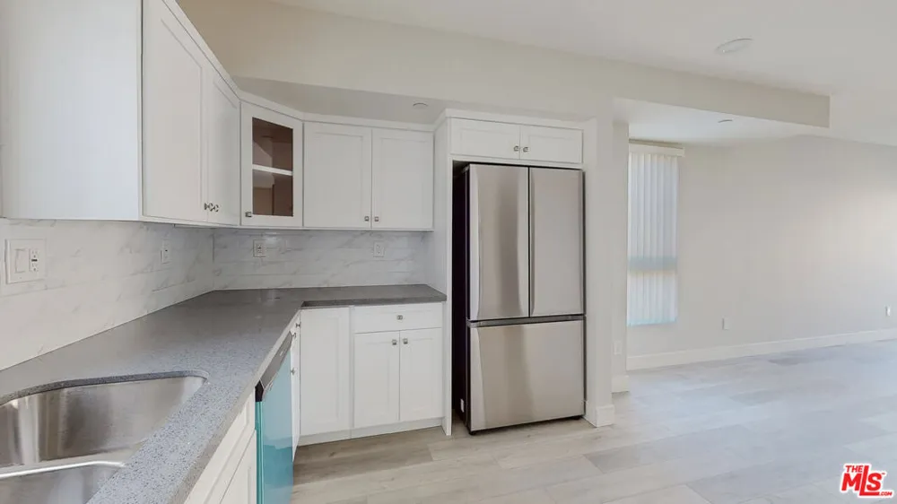 307 Rosemont Avenue #1/2 Los Angeles, CA 90026