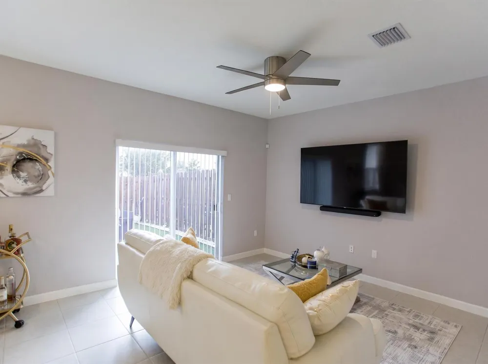 11966 NW 46TH STREET Coral Springs, FL 33076