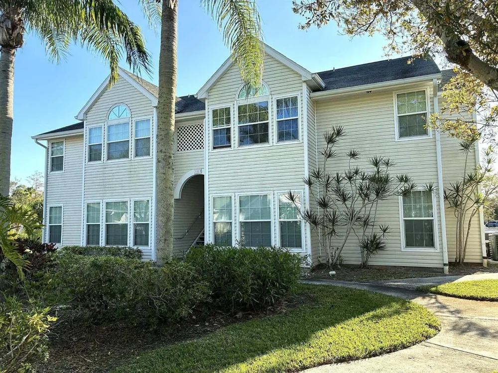 1810 Waterford Drive #6 Vero Beach, FL 32966
