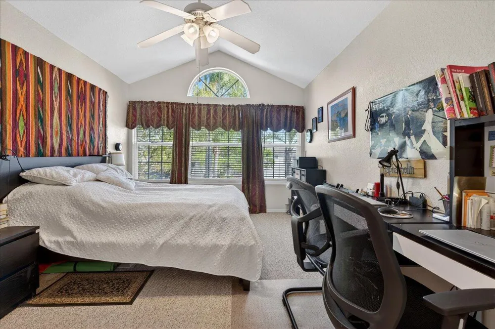 1810 Waterford Drive #6 Vero Beach, FL 32966
