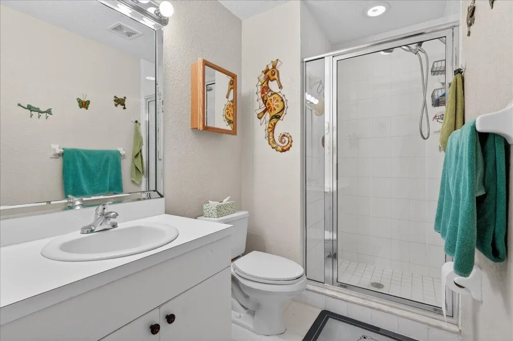 1810 Waterford Drive #6 Vero Beach, FL 32966
