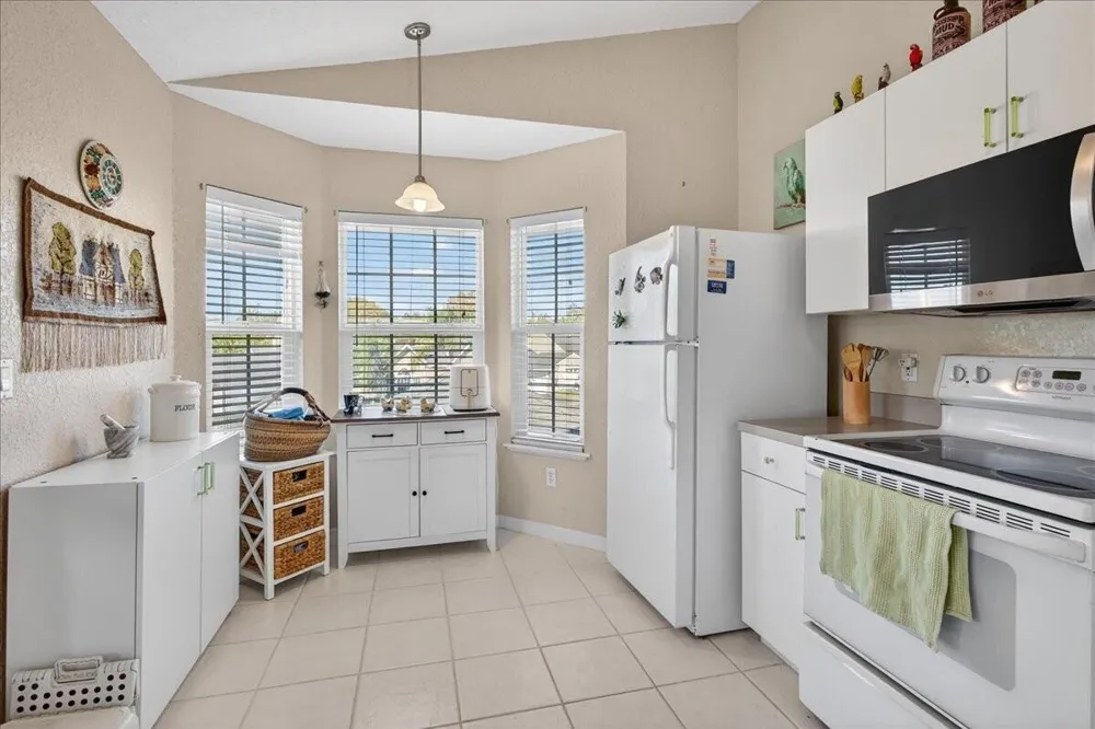 1810 Waterford Drive #6 Vero Beach, FL 32966