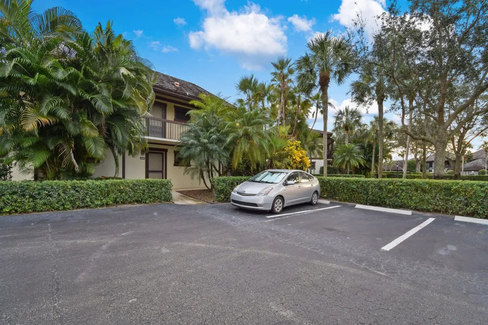 13334 Polo Club Road #250 Wellington, FL 33414