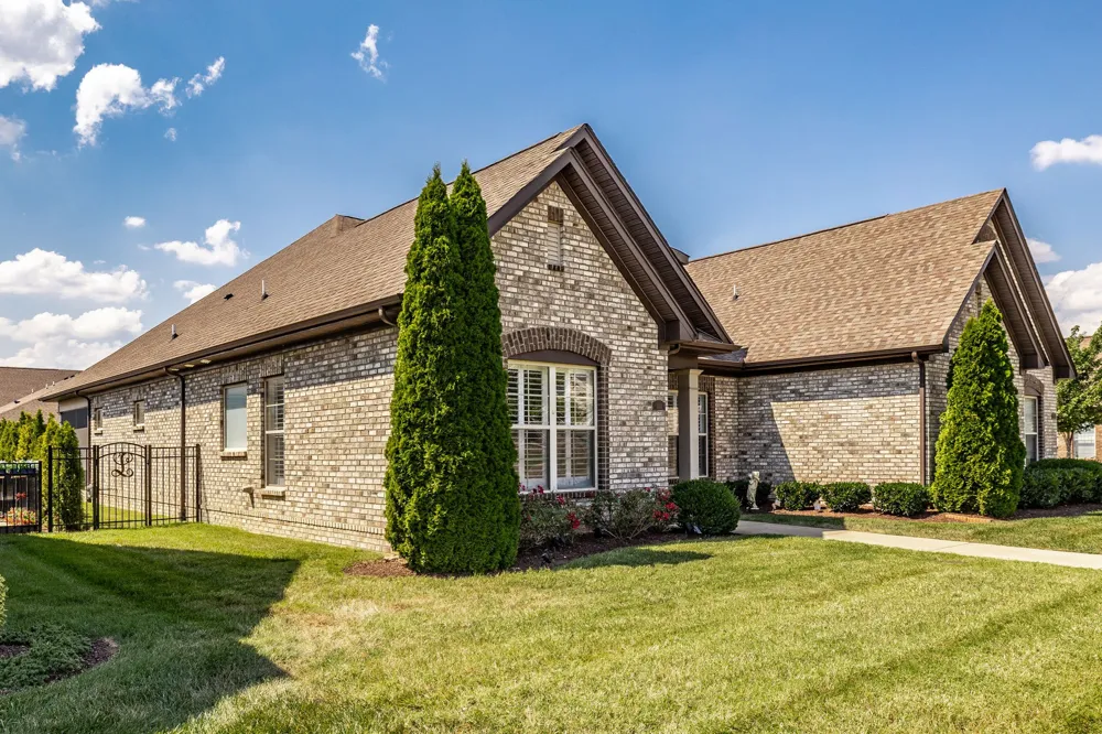 1122 S McMahan Dr S Gallatin, TN 37066