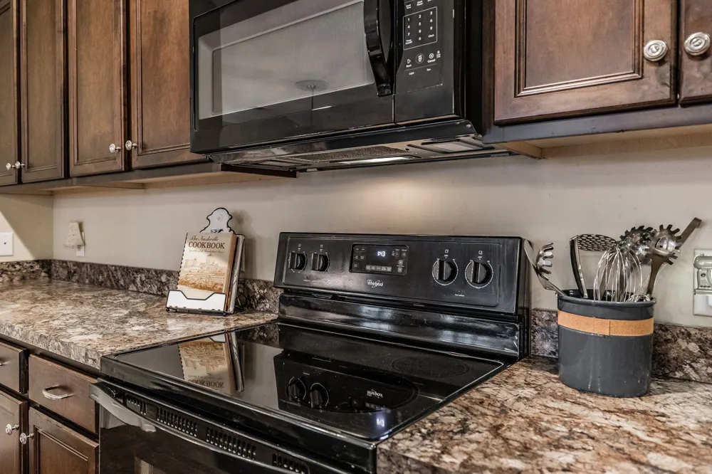 1122 S McMahan Dr S Gallatin, TN 37066