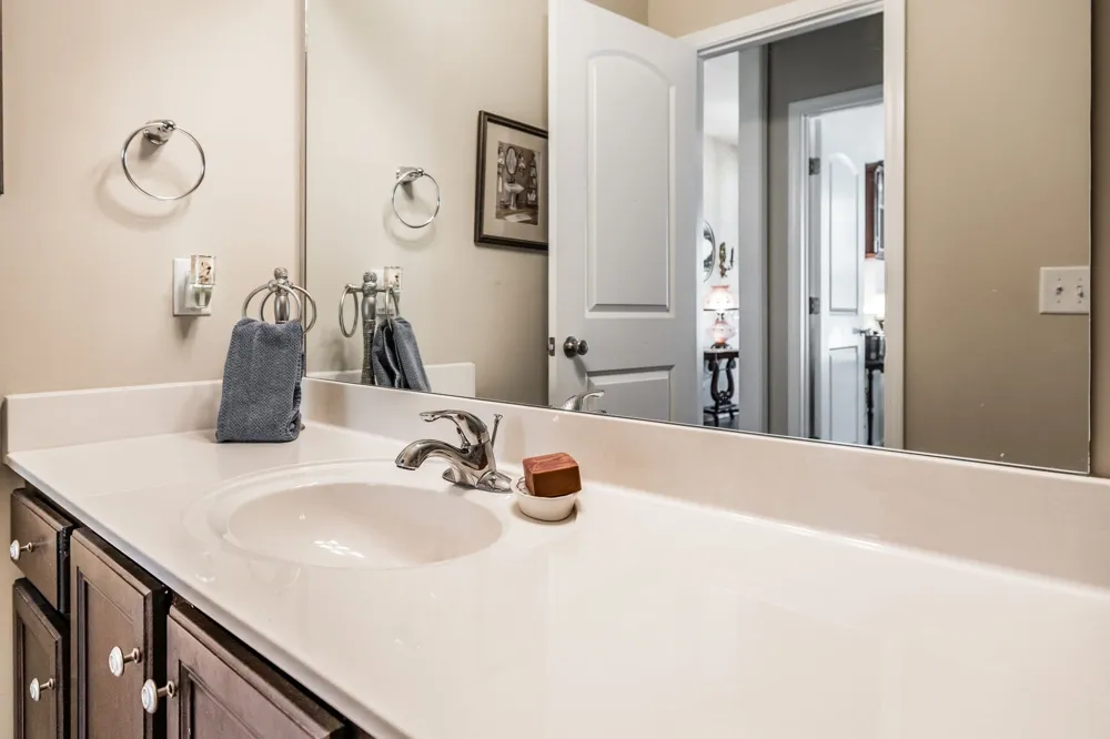 1122 S McMahan Dr S Gallatin, TN 37066