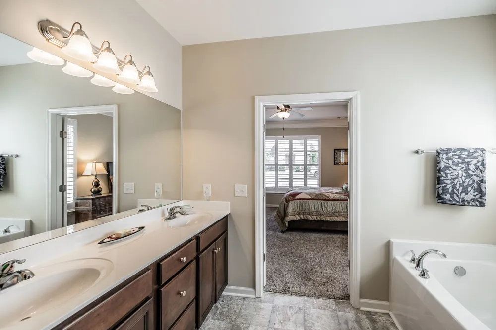 1122 S McMahan Dr S Gallatin, TN 37066