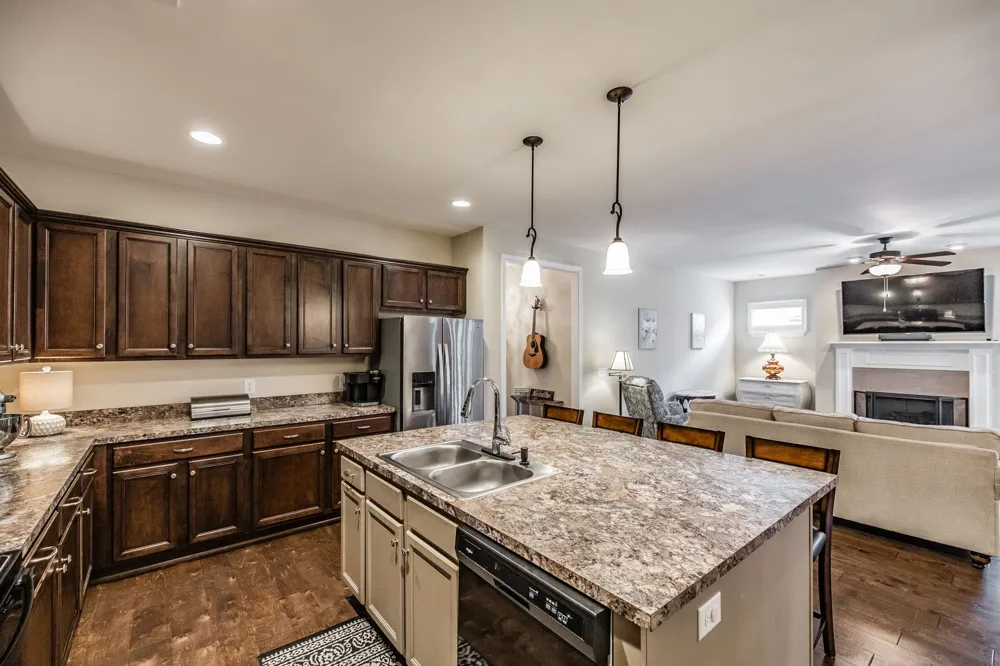 1122 S McMahan Dr S Gallatin, TN 37066