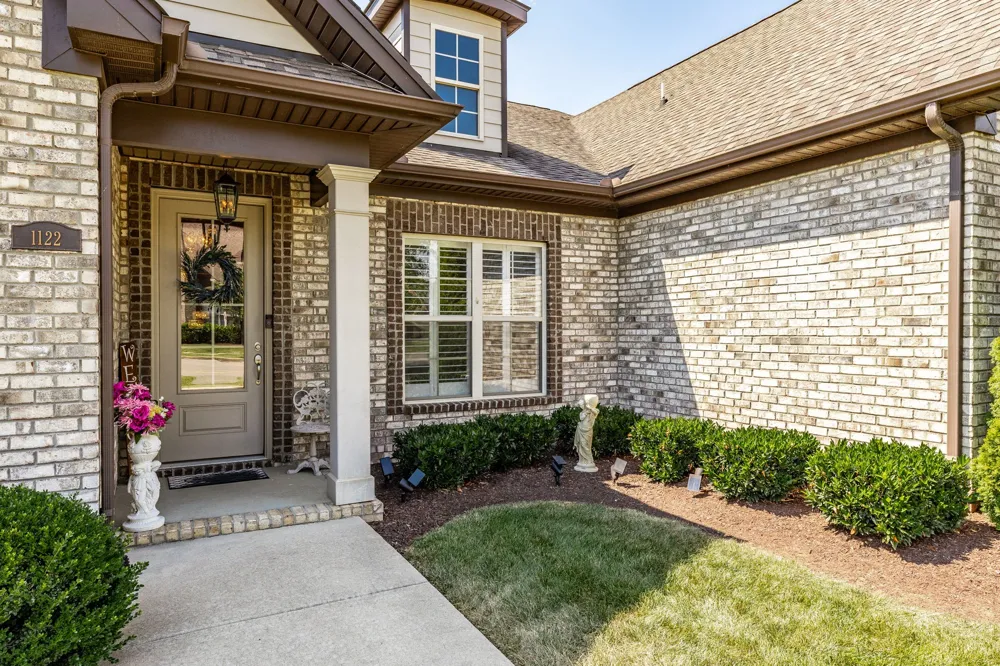 1122 S McMahan Dr S Gallatin, TN 37066